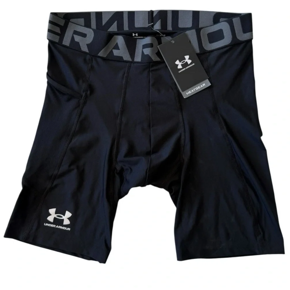 Under Armour Heat Gear Black Compression Shorts size Medium